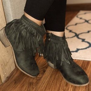 Love Mark Olive Booties